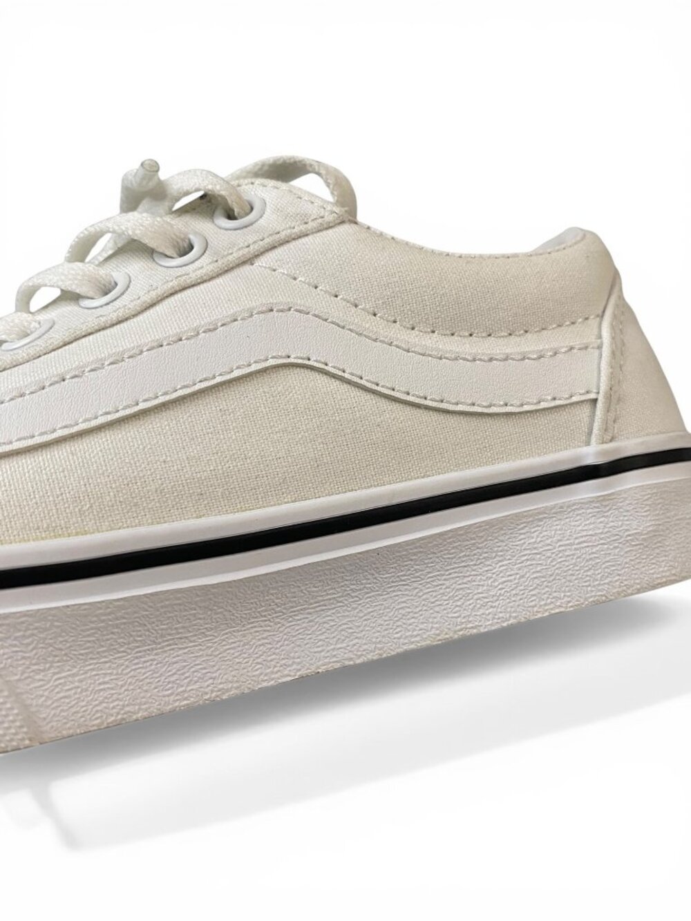 Vans Old Skool White Canvas Sneakers Womens 6 Off White Low Top Casual - Picture 13 of 14